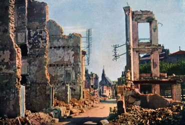 Uitzicht op Verdun na 8 maanden bombardement, september 1916